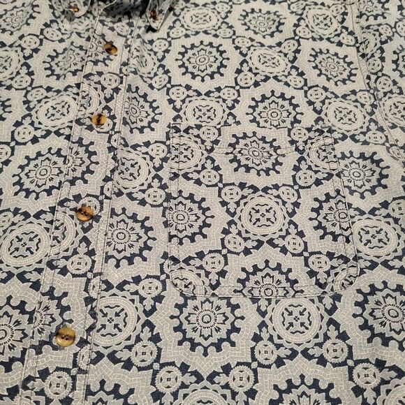 Vintage Bugle Boy Company Short Sleeved Button Down Shirt Mens Size Large - Picture 2 of 7